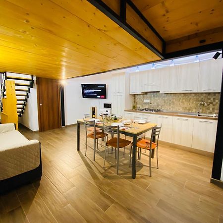 Casa Vacanze Al Civico 72 皮佐 外观 照片