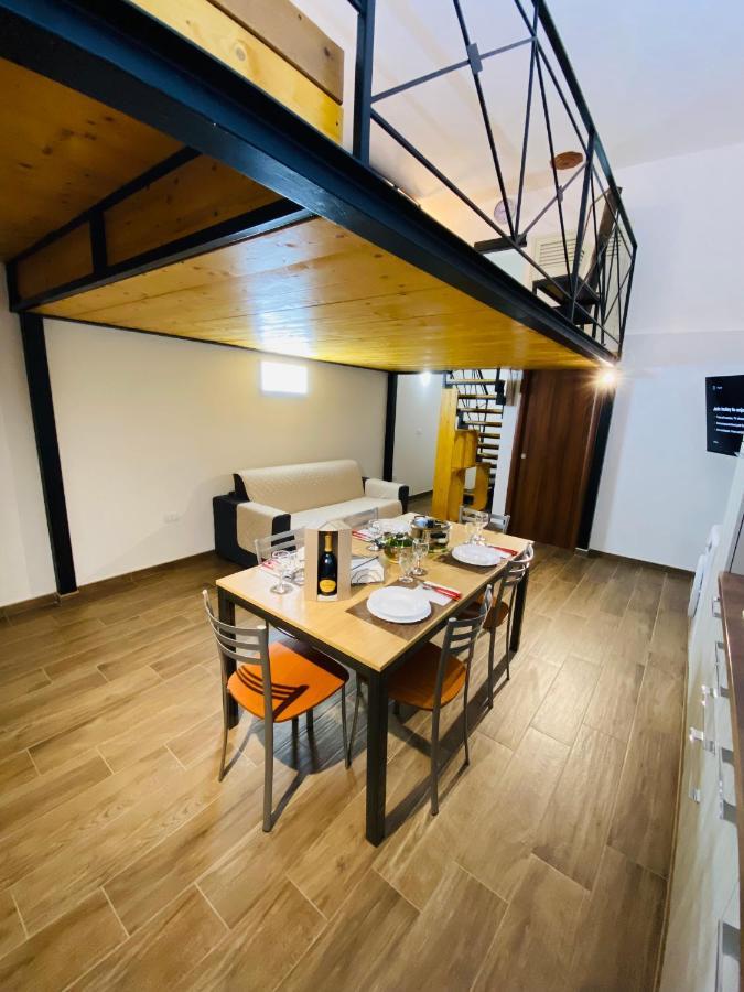 Casa Vacanze Al Civico 72 皮佐 外观 照片